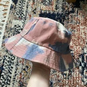 Tie dye bucket hat